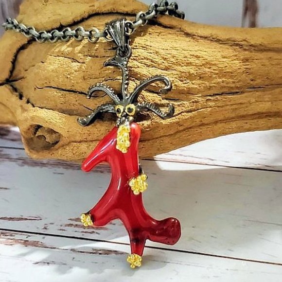 The Girl with Kaleidoscope Eyes Jewelry - Antique Red Coral Seascape Necklace